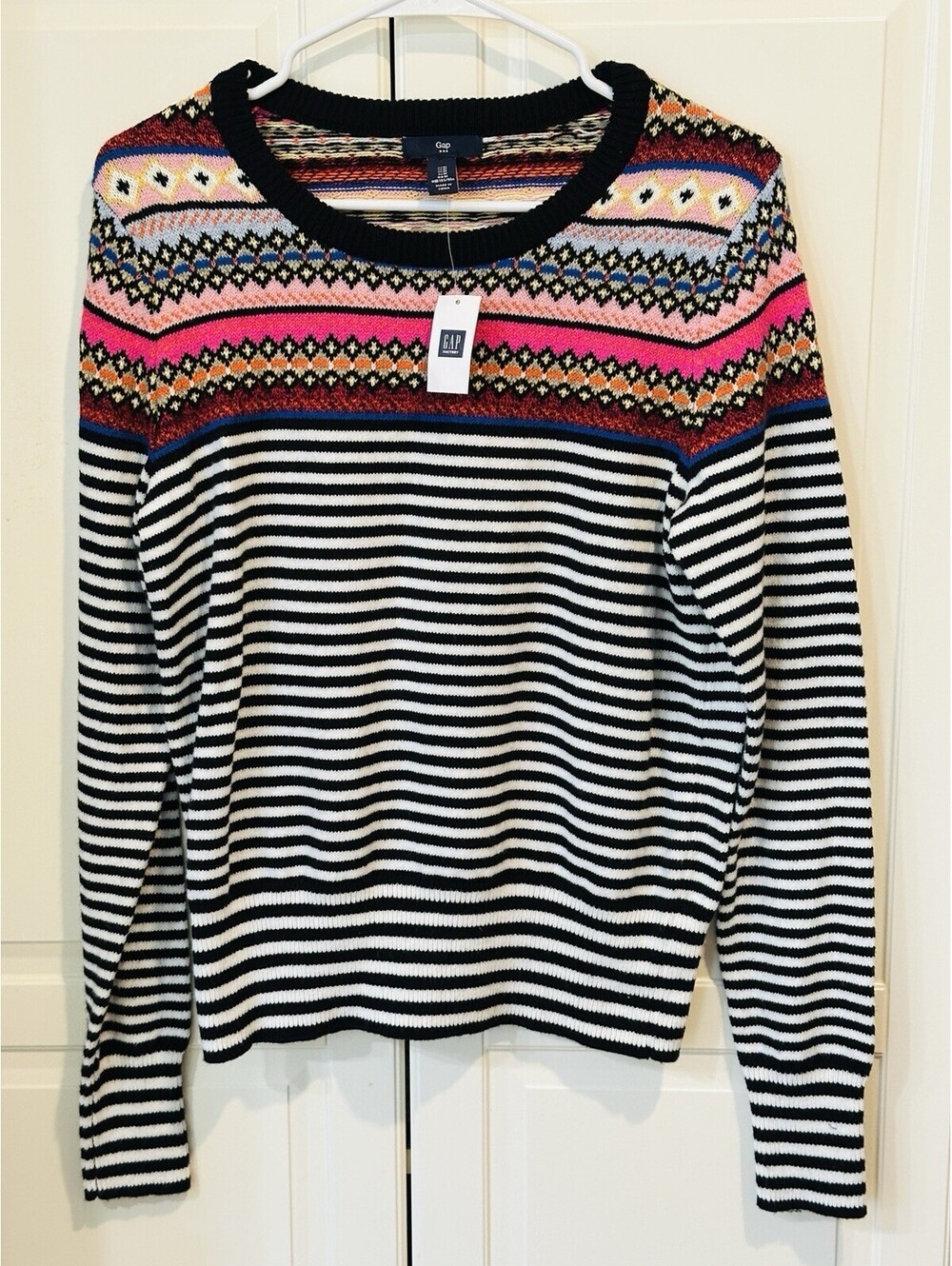 Gap Women's Multi Color Multi patterned Knit Sweater Size M